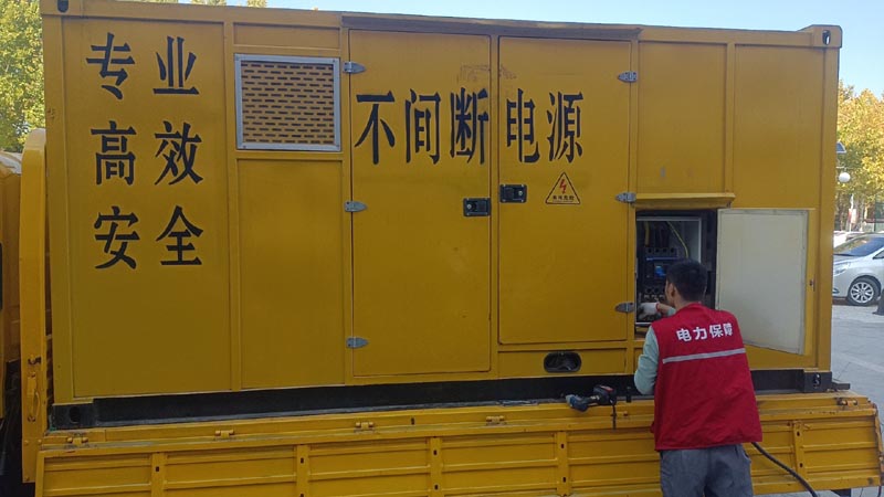 宝应柴油发电机组和UPS电源配合使用时，如何避免切换过程中的电力中断？
